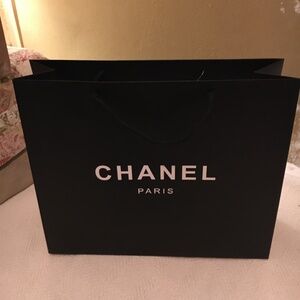 Chanel shopping bag